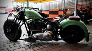 Harley-Davidson 1584 Springer Classic (2006 - 07) - FLSTSC  (4)