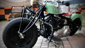 Harley-Davidson 1584 Springer Classic (2006 - 07) - FLSTSC  (5)