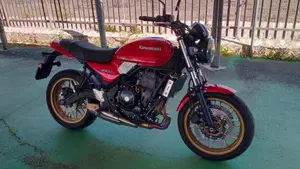 Kawasaki Z 650 RS (2025 - 26)  (5)