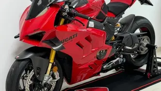 Ducati Panigale V4 S (2022 - 24) usata