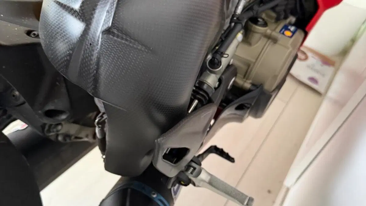 Ducati Panigale V4 S (2022 - 24)  (11)