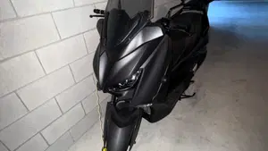 Yamaha X-Max 300 ABS (2017 - 20)  (2)