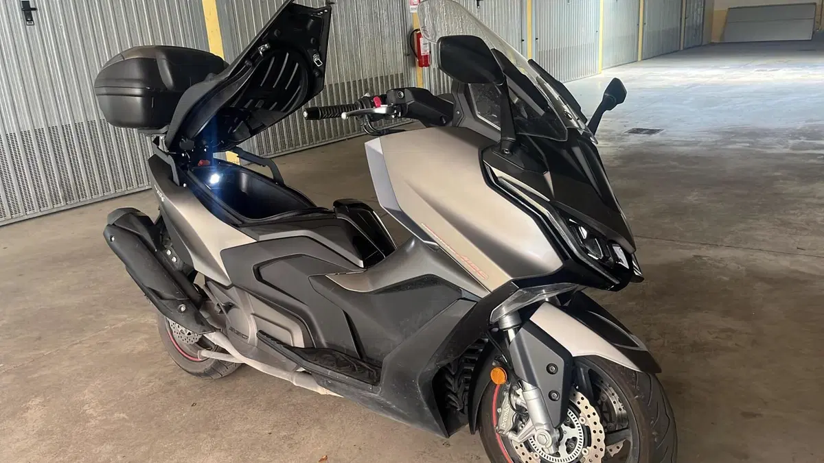 Kymco AK 550 Premium (2023 - 25)  (10)