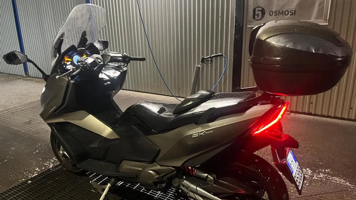 Kymco AK 550 Premium (2023 - 25)  (8)