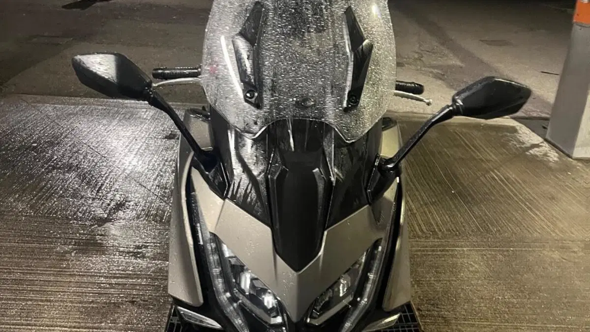 Kymco AK 550 Premium (2023 - 25)  (3)