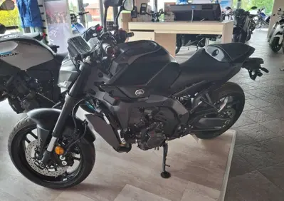 Yamaha MT-09 Y-AMT (2024 - 26) - Annuncio 9806966