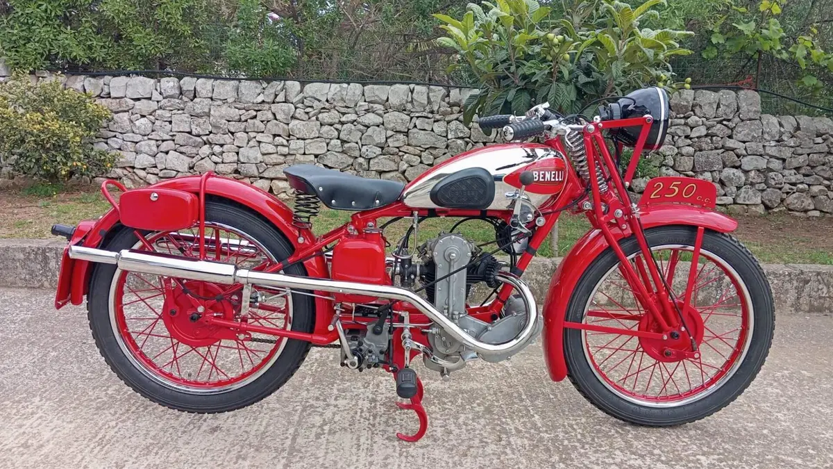 Benelli  