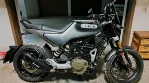 Husqvarna Vitpilen 401 (2020)  (3)