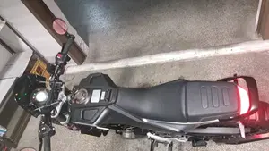 Husqvarna Vitpilen 401 (2020)  (6)