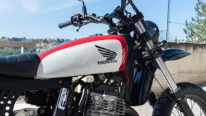 Honda NX 650 Dominator (1996 - 02)  (3)