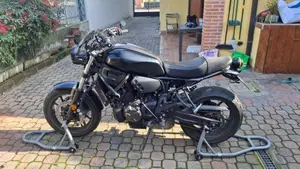 Yamaha XSR 700 ABS (2016 - 20)  (9)
