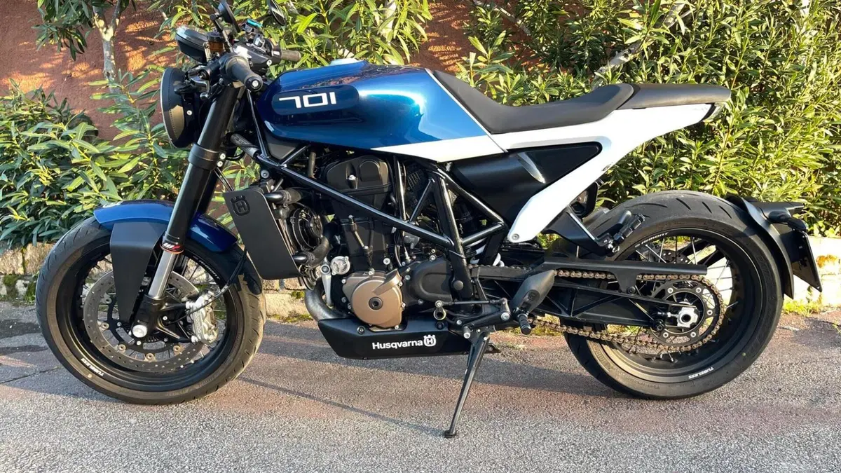 Husqvarna Vitpilen 701 (2020)  (2)