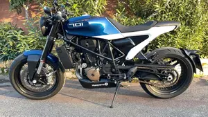 Husqvarna Vitpilen 701 (2020)  (2)