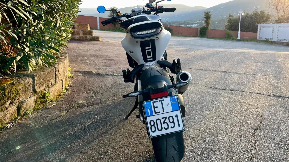 Husqvarna Vitpilen 701 (2020)  (6)