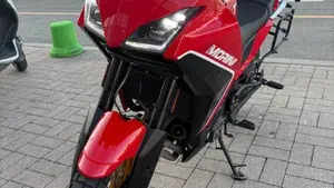 Moto Morini X-Cape 650 Gold Wheels Edition (2022 - 26)  (6)