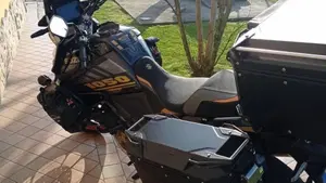 Suzuki V-Strom 1050XT (2020 - 23)  (3)