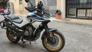 CFMOTO 800MT Explore (2023 - 26)  (2)