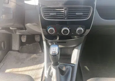 Renault Clio dCi 8V 75 CV 5 porte Business (9)