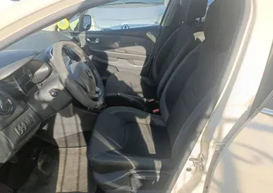 Renault Clio dCi 8V 75 CV 5 porte Business (18)