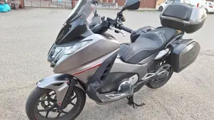 Honda Integra 750 DCT Sport (2017)  (2)