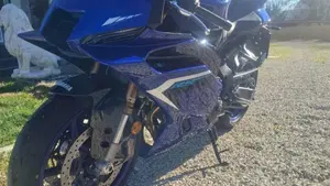 Yamaha YZF R9 (2025 - 26)  (2)