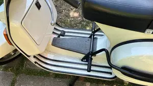 Piaggio Vespa 125 PX  (5)