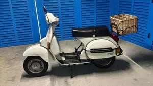 Piaggio Vespa 125 PX  (7)