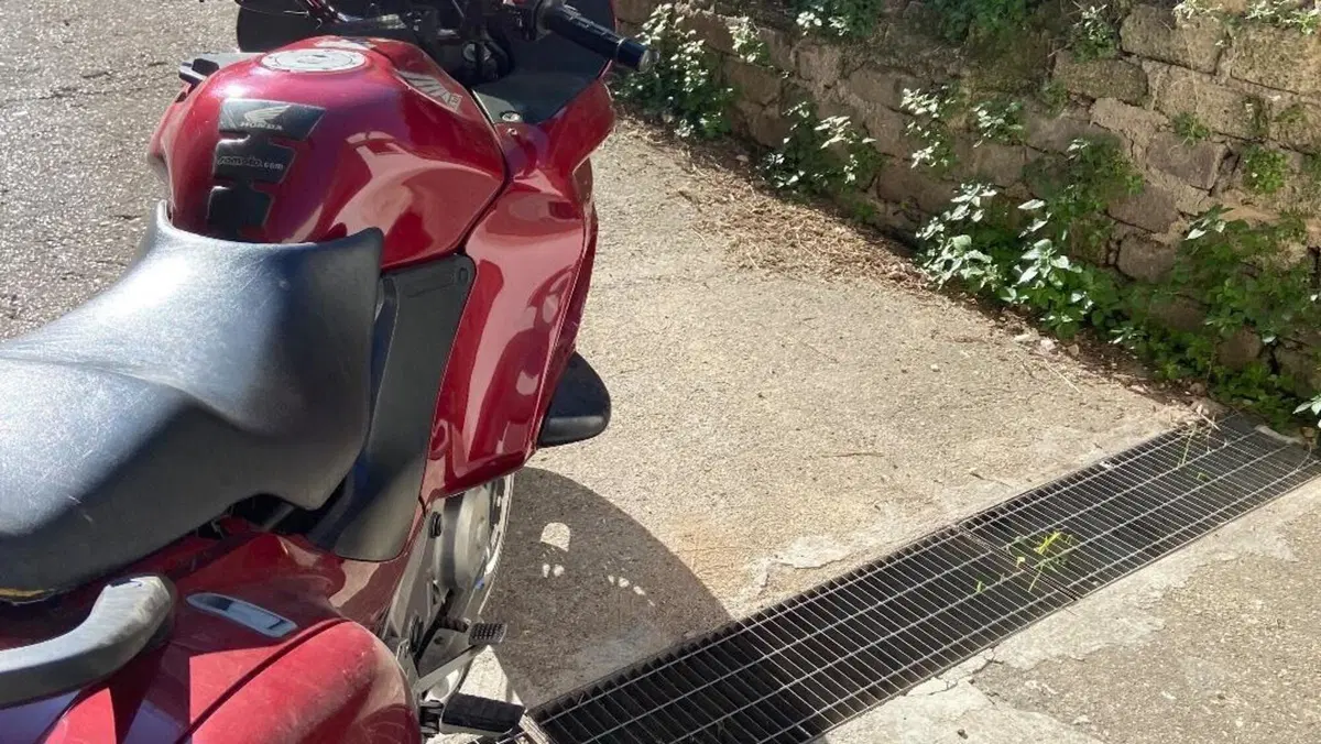 Honda Deauville 650 (2002 - 05)  (3)