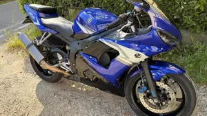 Yamaha YZF R6 (2003 - 04)  (8)