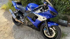 Yamaha YZF R6 (2003 - 04)  (16)