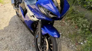 Yamaha YZF R6 (2003 - 04)  (20)