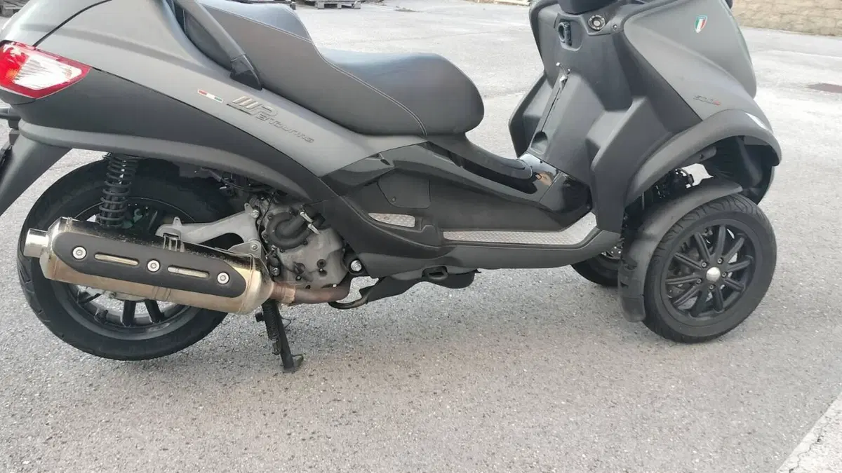 Piaggio MP3 500 i.e. Sport (2011 - 13) 