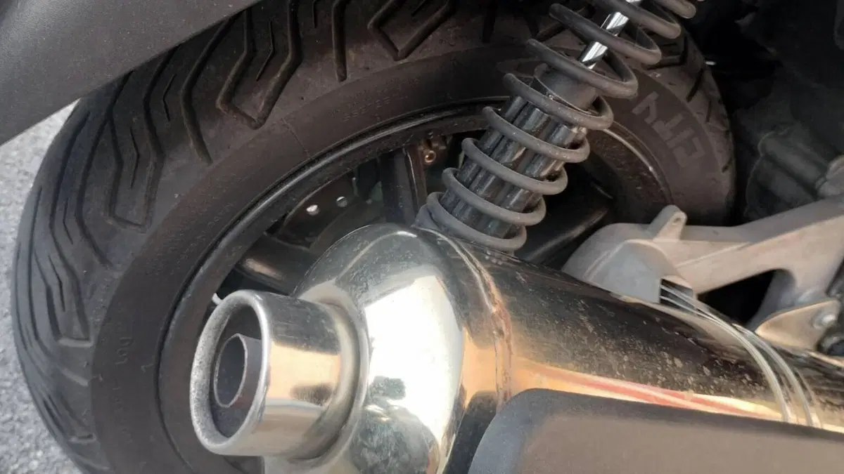 Piaggio MP3 500 i.e. Sport (2011 - 13)  (6)