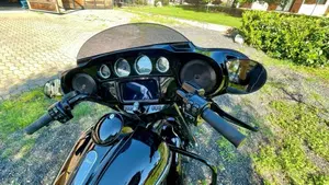 Harley-Davidson 107 Street Glide Special (2017 - 19) - FLHXS  (8)