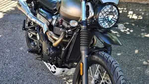 Triumph Street Scrambler 900 Sandstorm (2021 - 22)  (2)