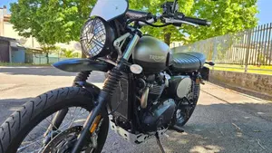 Triumph Street Scrambler 900 Sandstorm (2021 - 22)  (4)