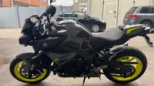 Yamaha MT-10 ABS (2016 - 17) 