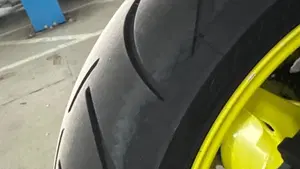 Yamaha MT-10 ABS (2016 - 17)  (7)