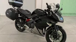 Kawasaki ER-6F (2009 - 11)  (2)