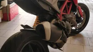 Ducati Hypermotard 821 (2013 - 15)  (6)