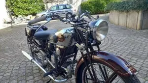 Moto Guzzi   (3)