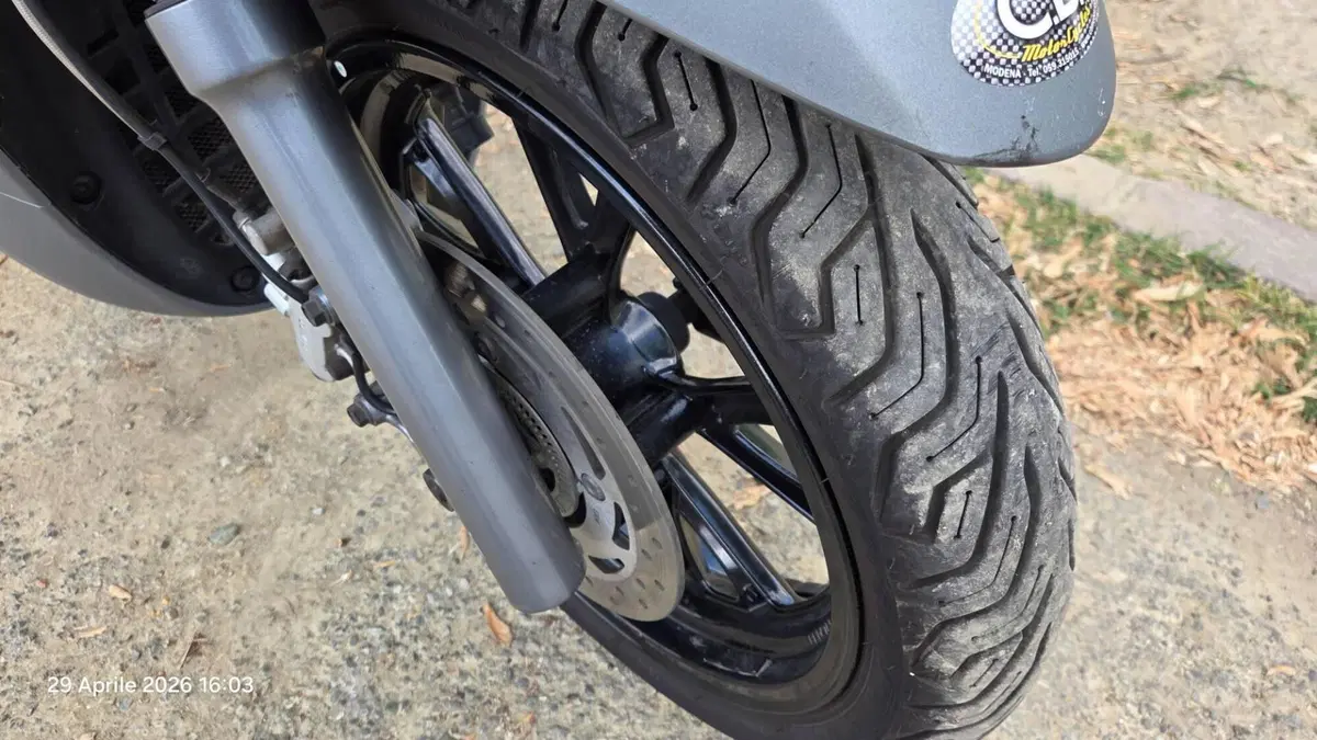 Kymco People 300i S (2021 - 22)  (6)