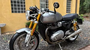 Triumph Thruxton 1200 R (2016)  (3)