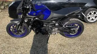 Yamaha MT-09 (2017 - 20) usata