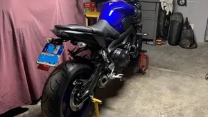 Yamaha MT-09 (2017 - 20)  (3)