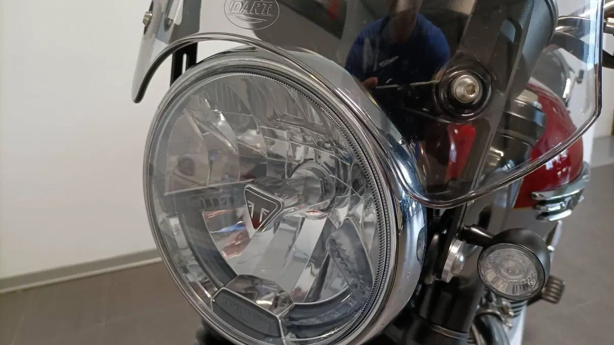 Triumph Bonneville T120 (2021 - 25)  (17)