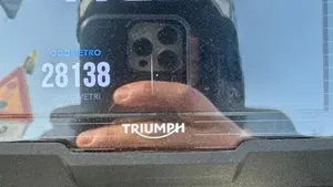 Triumph Tiger 800 XRt (2018 - 20)  (2)