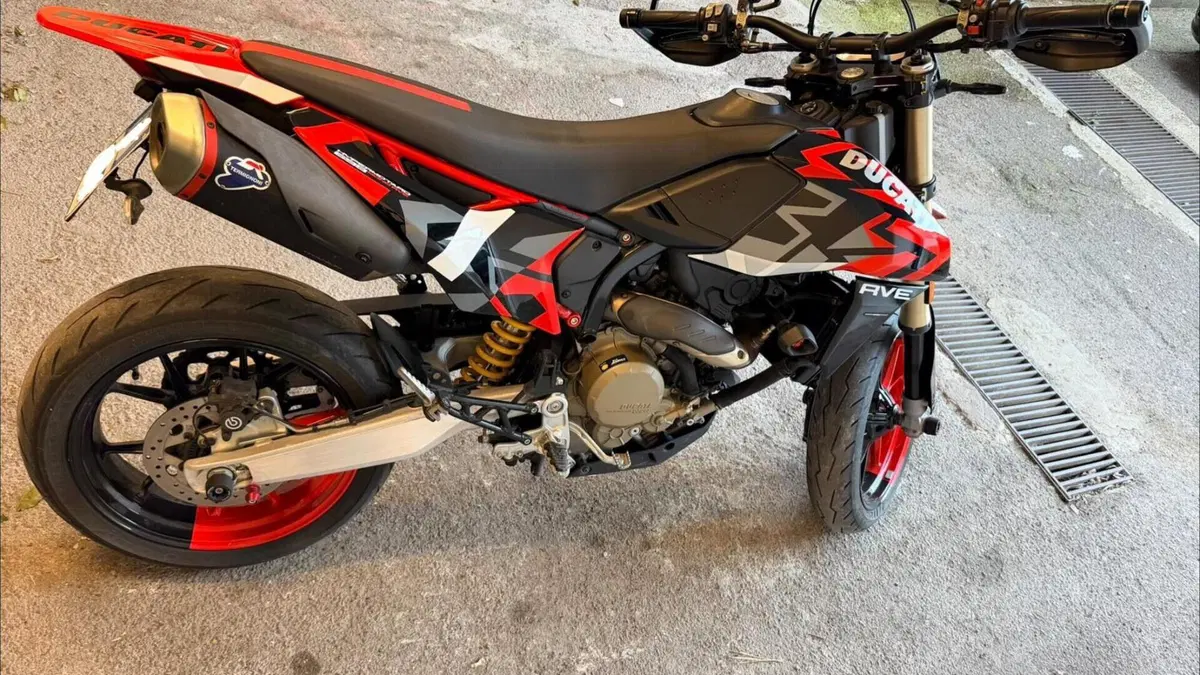 Ducati Hypermotard 698 Mono RVE (2024 - 26)  (3)