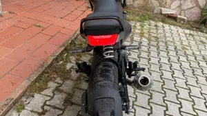 Husqvarna Svartpilen 401 (2021 - 23)  (6)