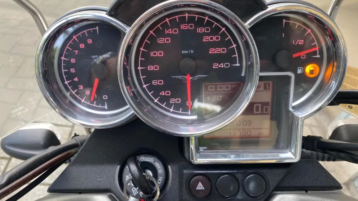 Moto Guzzi Breva V 1100 i.e.  (5)